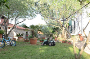 Гостиница Holiday Home Arbanija 11738  Трогир